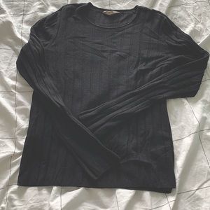 Everlane black wool sweater size L